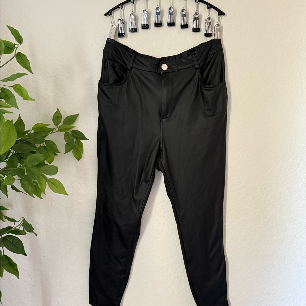 Shein Curve Faux Leather Joggers - Black (0XL)
